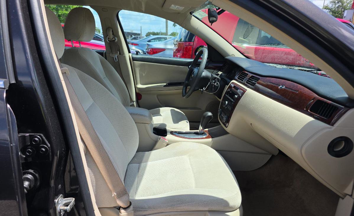 Used 2009 Chevrolet Impala LT image 8