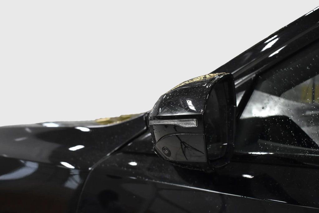 Used 2025 BMW 760i xDrive image 19