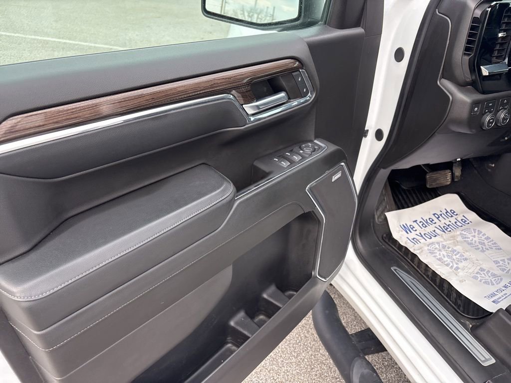 Certified 2024 Chevrolet Silverado 1500 RST w/ Redline Edition image 20