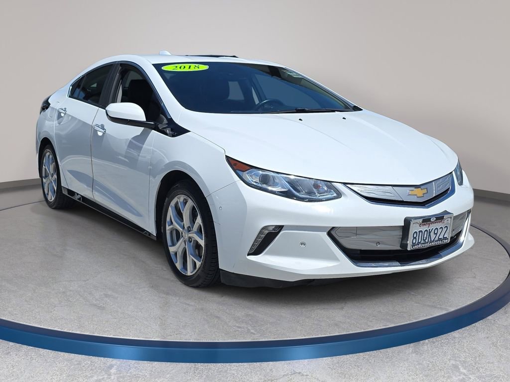 Used 2018 Chevrolet Volt Premier w/ Driver Confidence Package FWD image 4