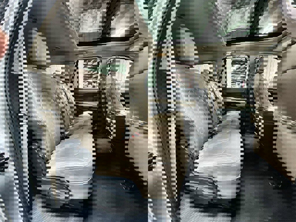 Used 2024 Ford Expedition Max Limited image 24