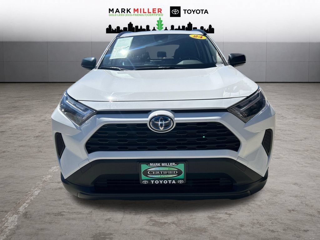Certified 2024 Toyota RAV4 LE AWD/4WD image 9