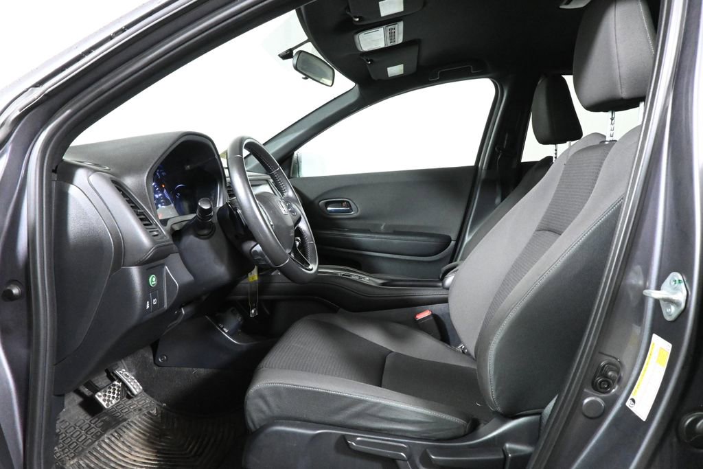 Used 2022 Honda HR-V Sport image 3