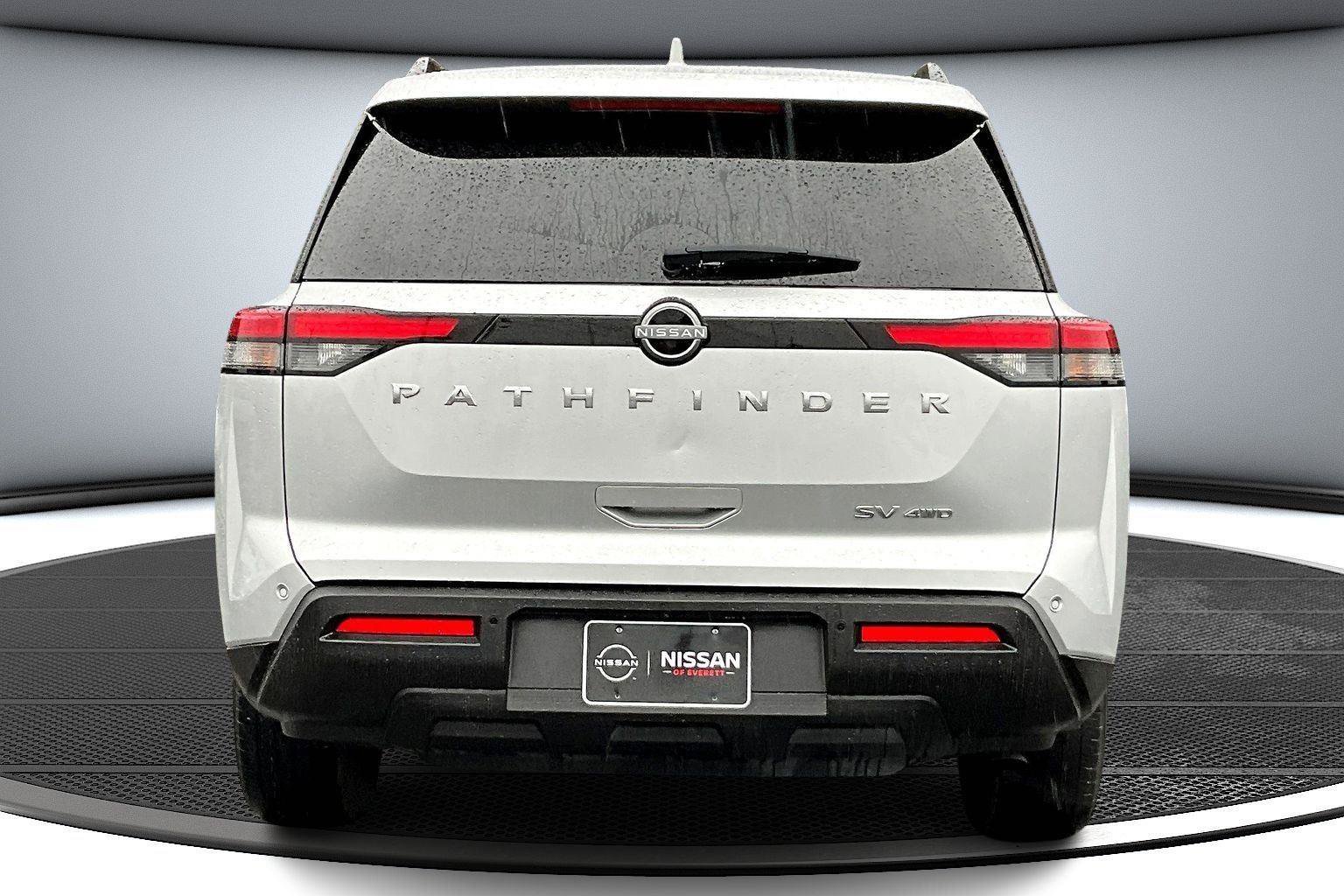 Used 2024 Nissan Pathfinder SV AWD/4WD image 6