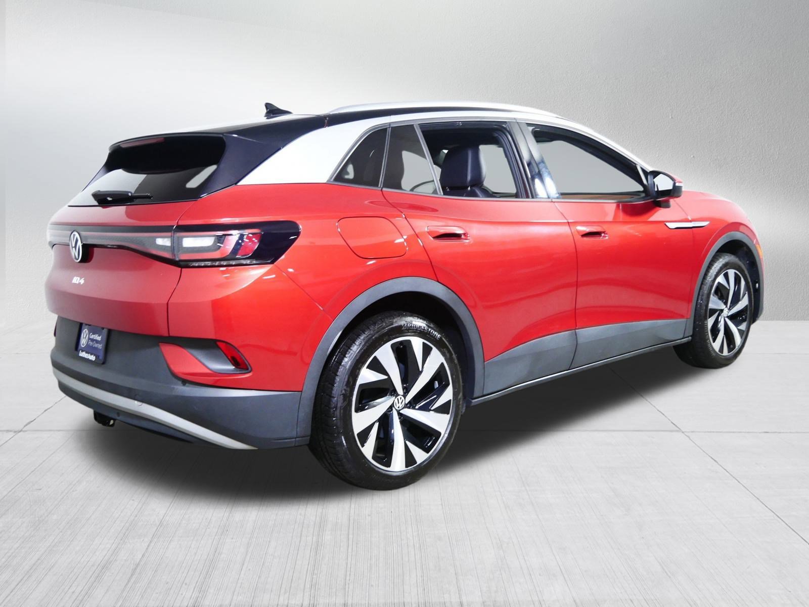 Certified 2021 Volkswagen ID.4 Pro S w/ Gradient Package image 7