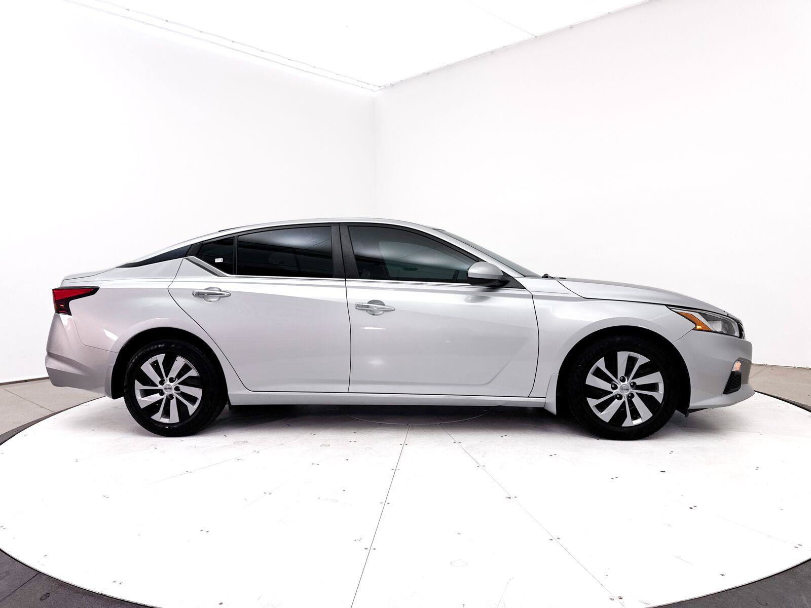 Used 2020 Nissan Altima 2.5 S FWD image 7