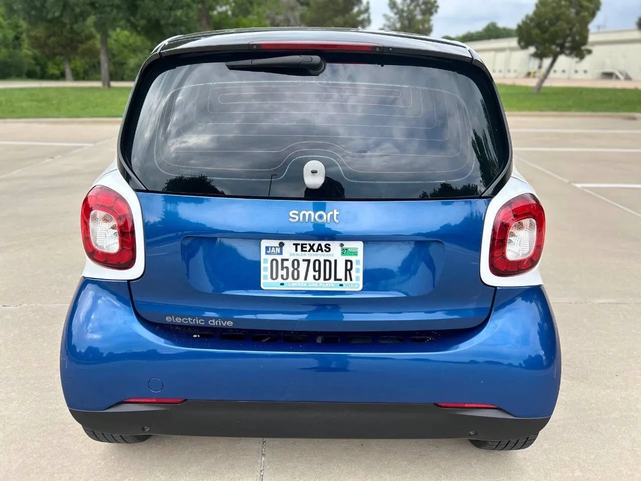 Used 2017 smart fortwo electric drive RWD image 7