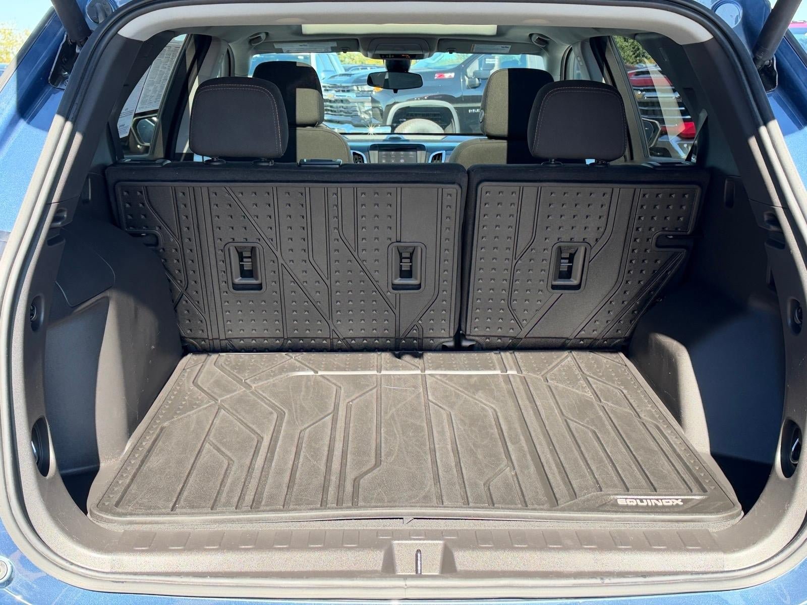 Used 2024 Chevrolet Equinox LT w/ LPO, Floor Liner Package AWD/4WD image 4