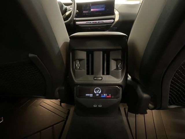 Used 2025 BMW X3 xDrive30i w/ Premium Package AWD/4WD image 26