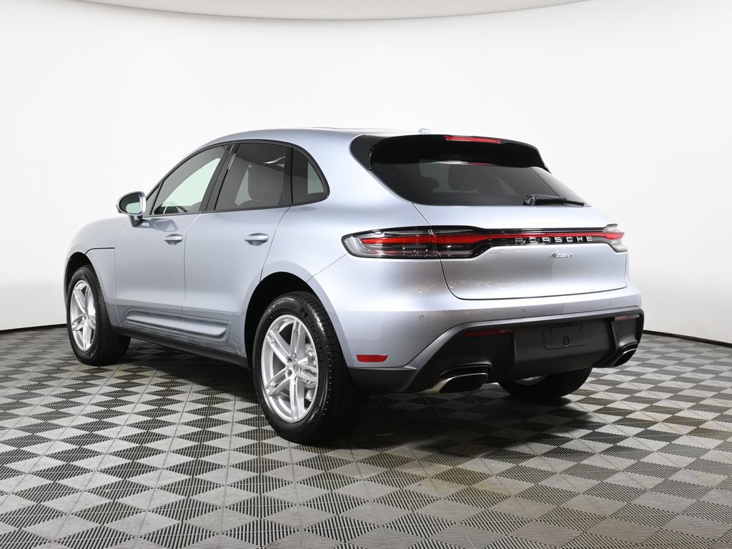 New 2026 Porsche Macan AWD/4WD image 3