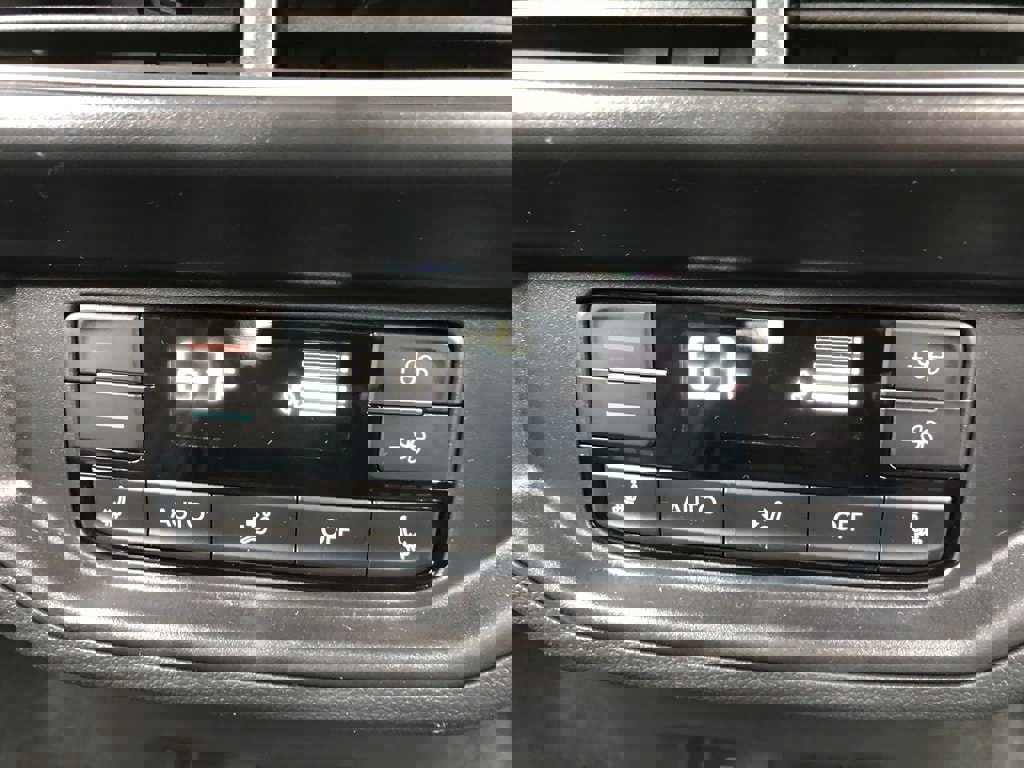 New 2025 Volkswagen Atlas SEL Premium R-Line image 35