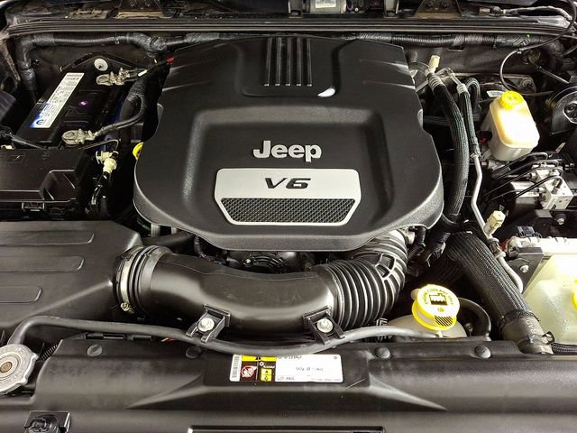 Used 2016 Jeep Wrangler Unlimited Sahara image 26