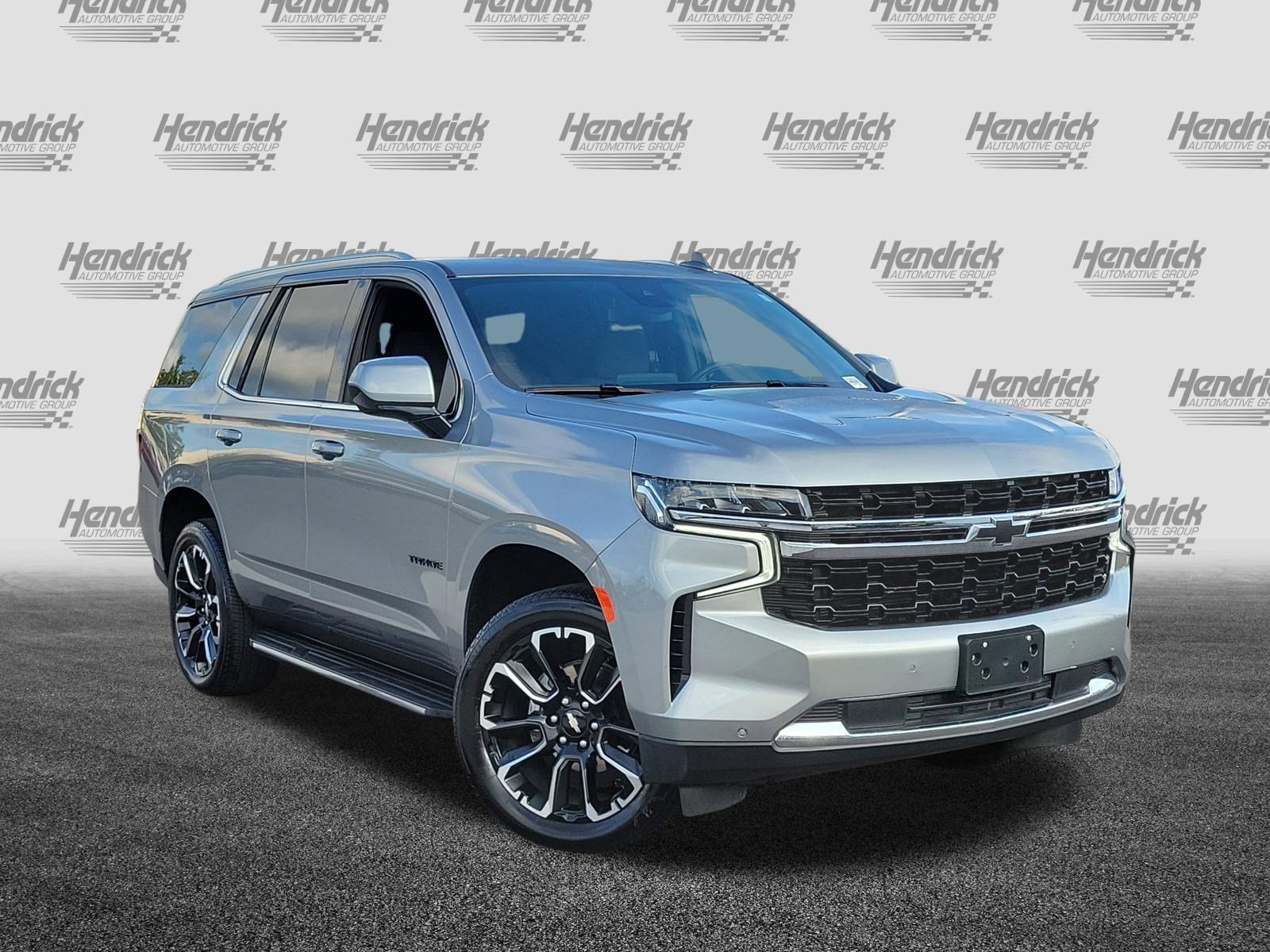 Used 2024 Chevrolet Tahoe LS RWD image 2