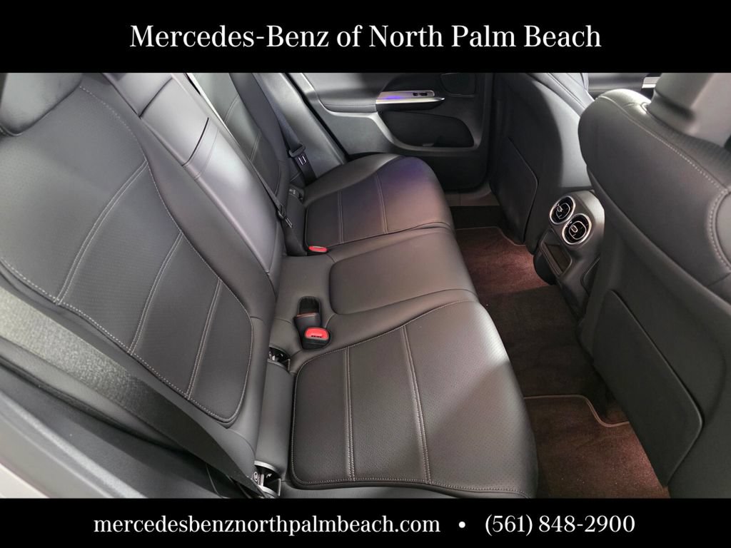 Certified 2026 Mercedes-Benz GLC 300 image 24