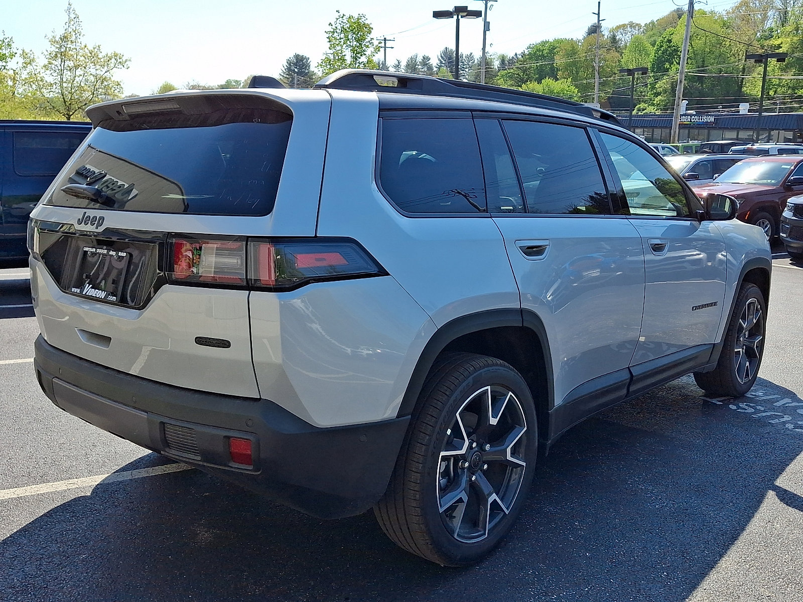 New 2026 Jeep Cherokee Overland AWD/4WD image 3
