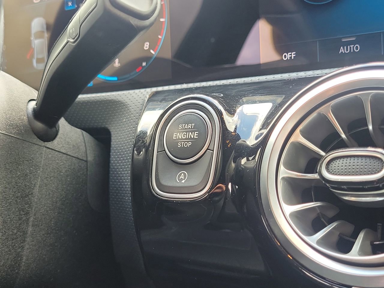 Used 2022 Mercedes-Benz A 220 image 17