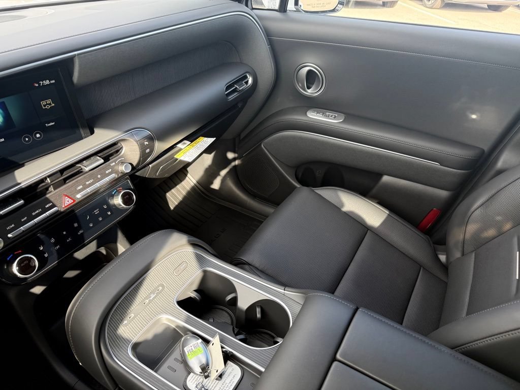 New 2026 Hyundai Palisade Calligraphy FWD image 18