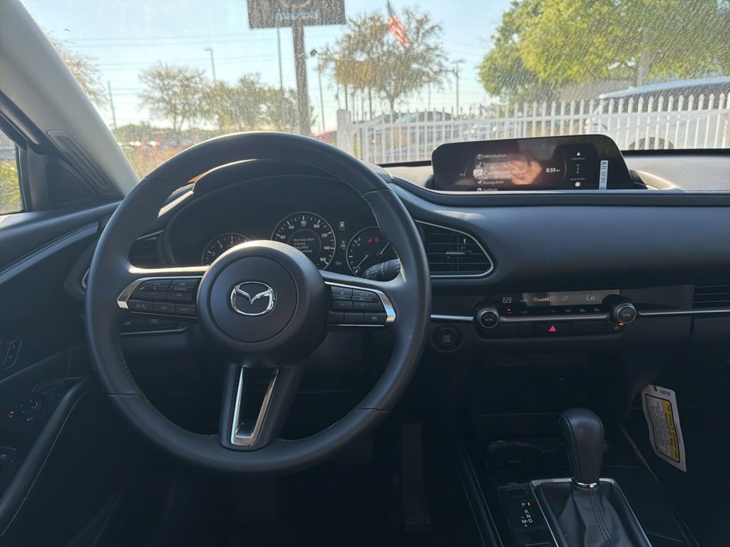 Certified 2025 MAZDA CX-30 AWD 2.5 S w/ Select Sport Pkg image 4