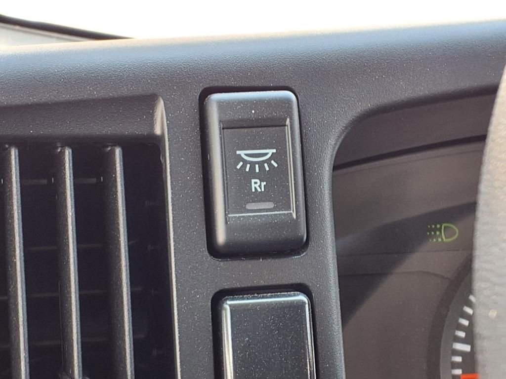 New 2024 Chevrolet Low Cab Forward image 9