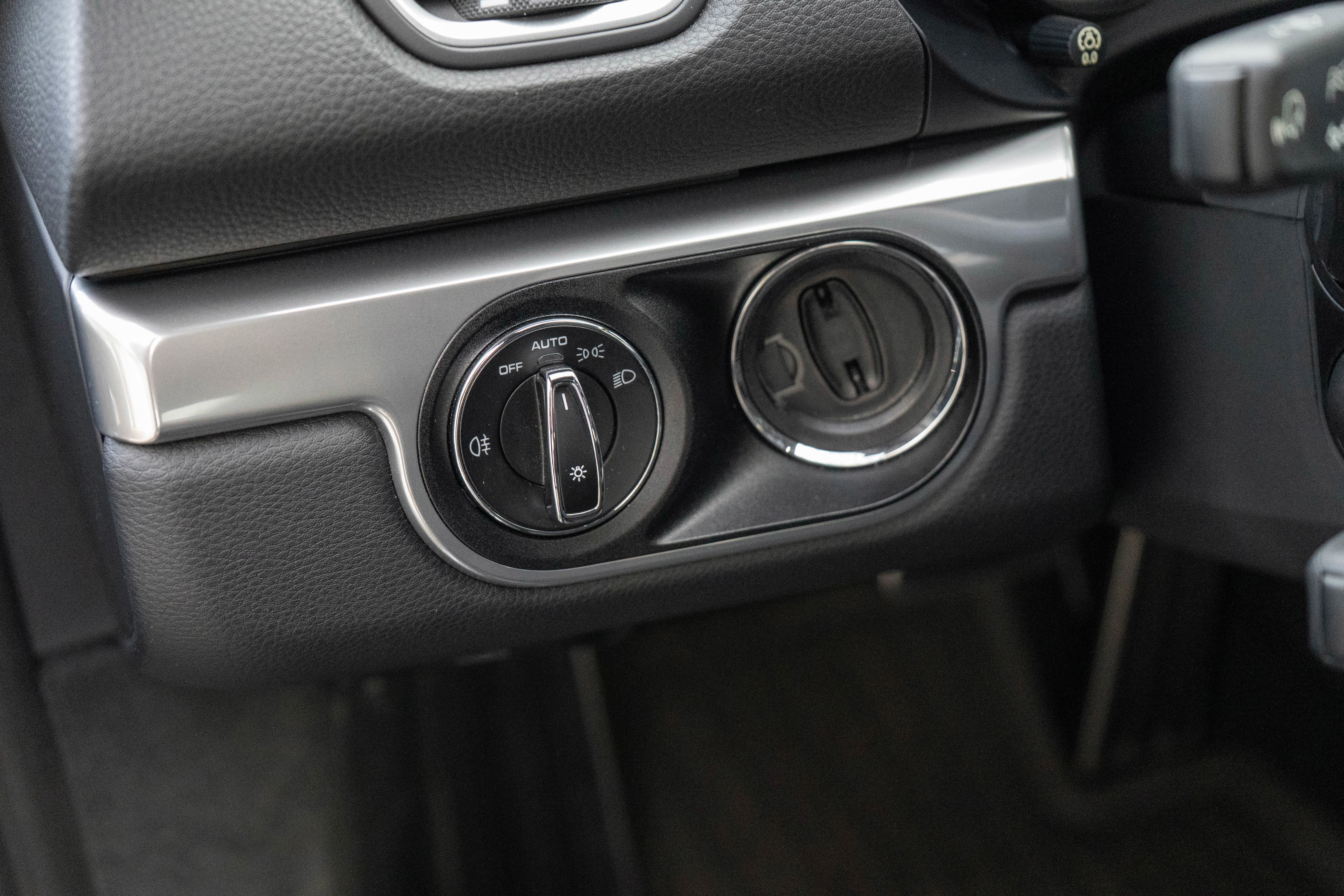 Used 2018 Porsche 718 Cayman GTS image 15