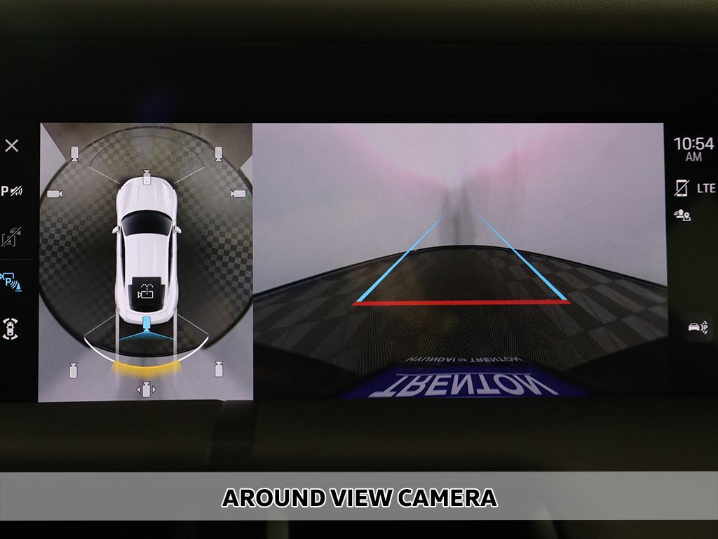 Used 2023 Porsche Taycan image 7