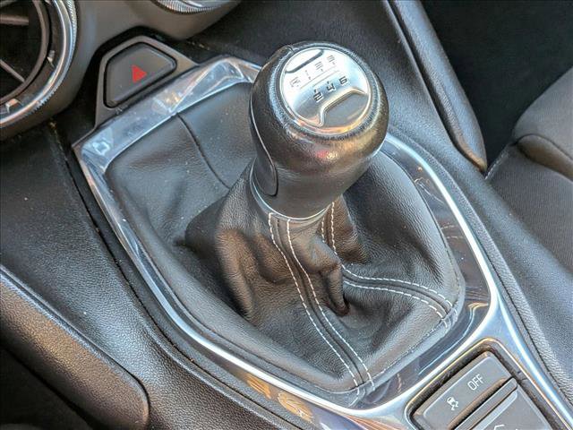 Used 2023 Chevrolet Camaro LT image 14