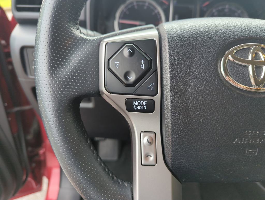 Used 2022 Toyota 4Runner Limited AWD/4WD image 22