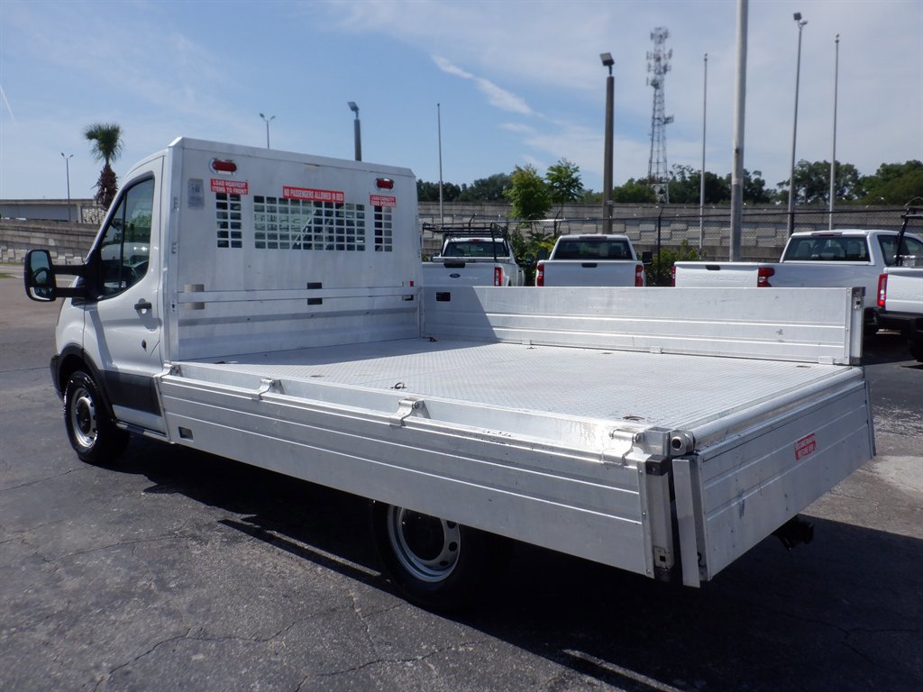 Used 2018 Ford Transit 250 Aluminum Utility image 5