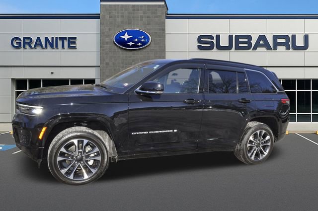 Used 2024 Jeep Grand Cherokee Overland w/ Luxury Tech Group IV image 6