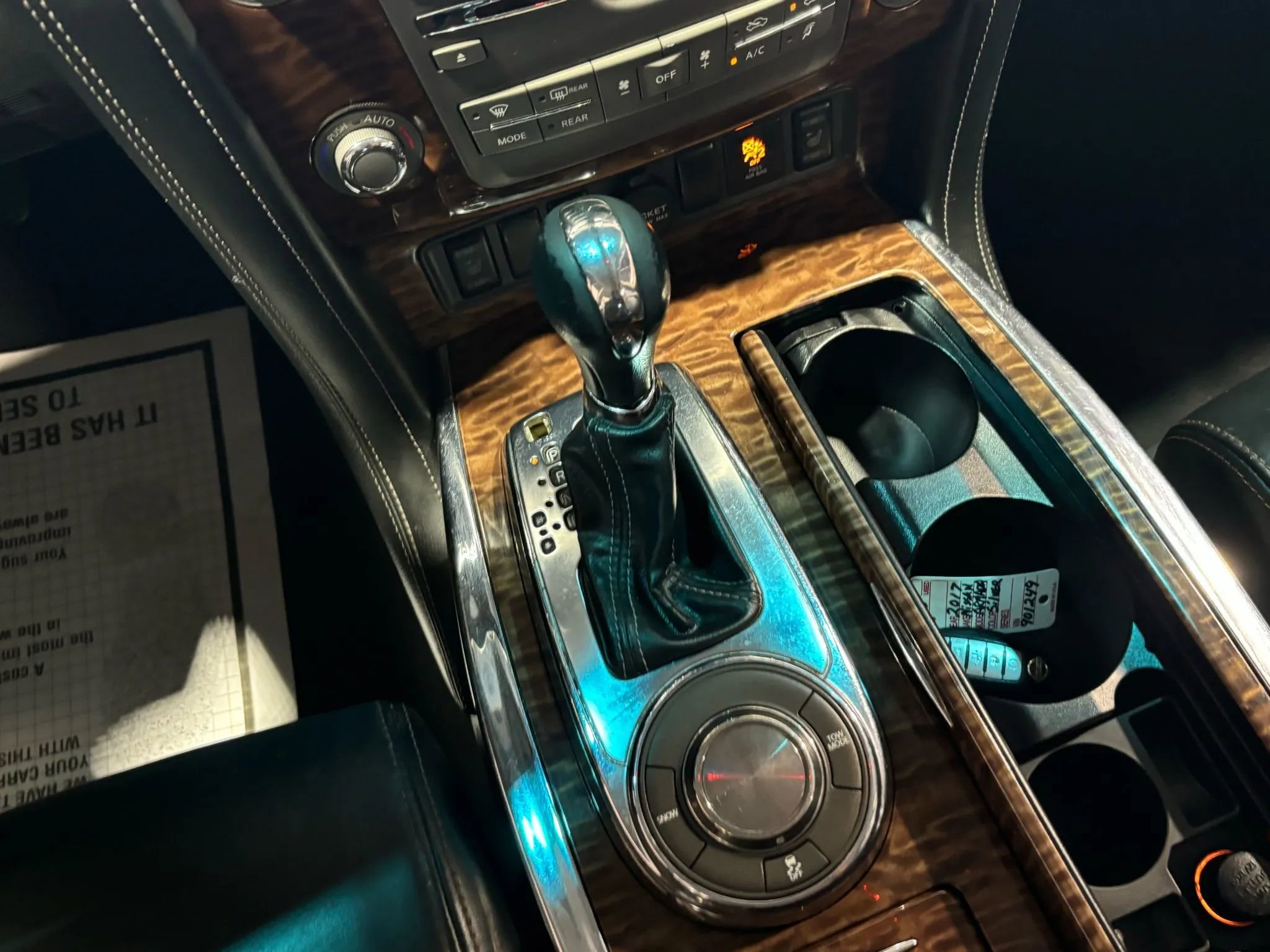 Used 2017 Nissan Armada SL image 26