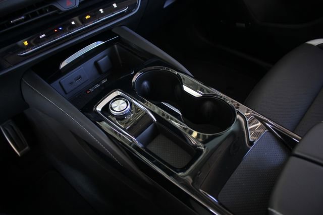 Used 2025 Buick Envision Sport Touring image 20