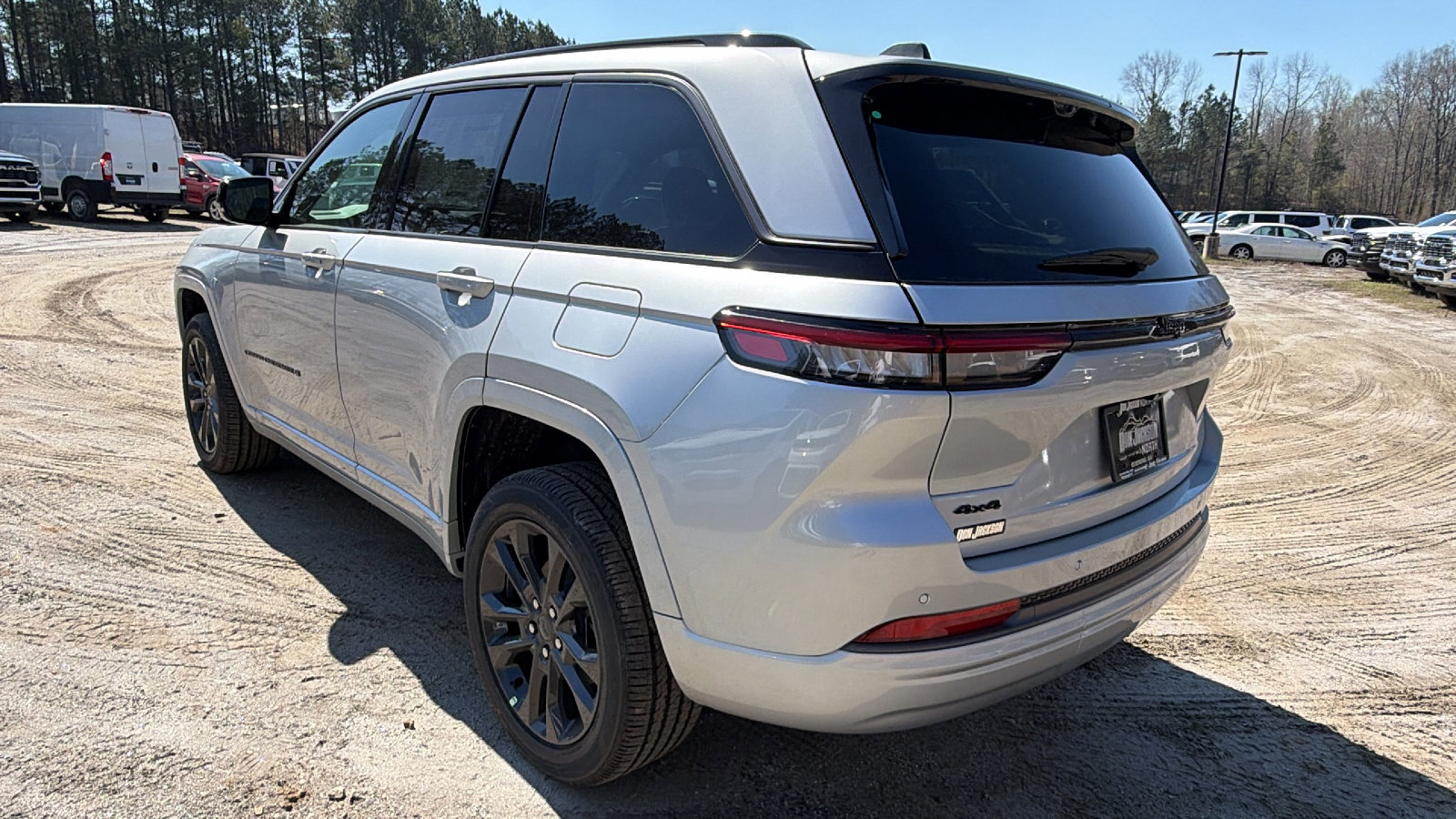 New 2026 Jeep Grand Cherokee Limited AWD/4WD image 10