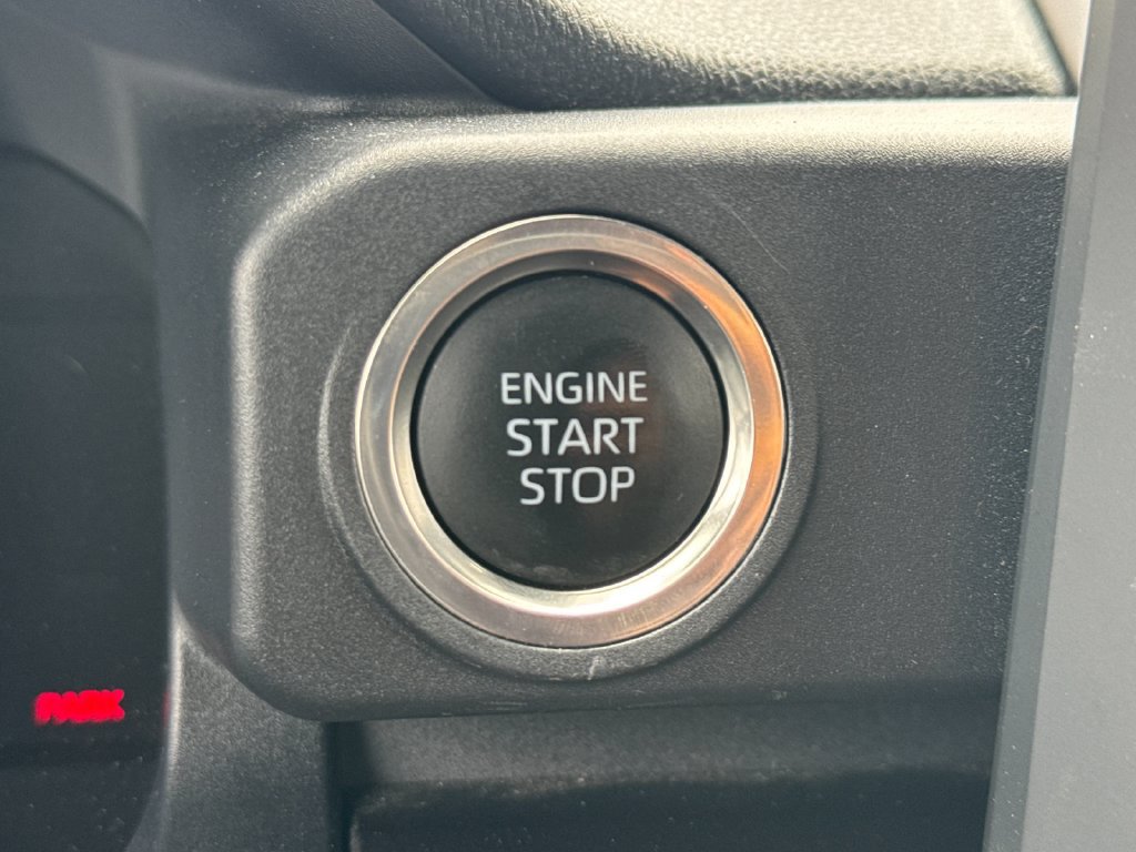 Used 2025 Toyota 4Runner SR5 AWD/4WD image 22