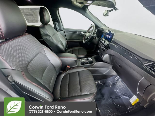 New 2026 Ford Escape ST-Line w/ Cold Weather Package AWD/4WD image 28