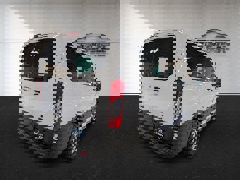 Used 2019 Ford Transit 150 XL image 10