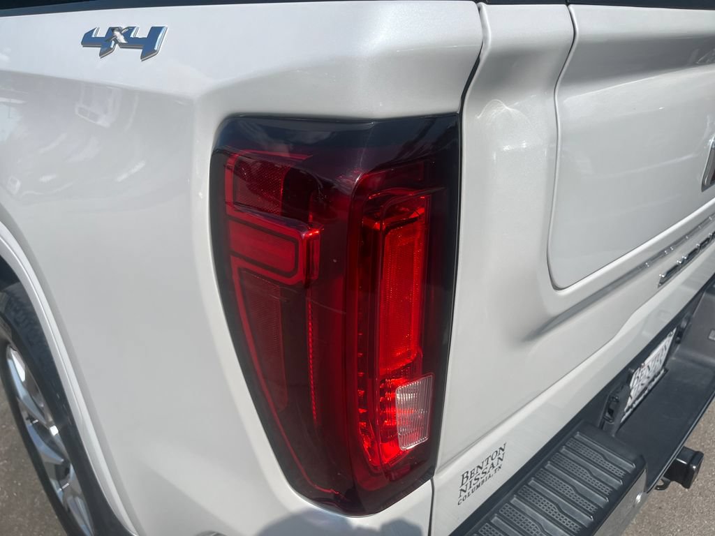 Used 2022 GMC Sierra 1500 SLT AWD/4WD image 41