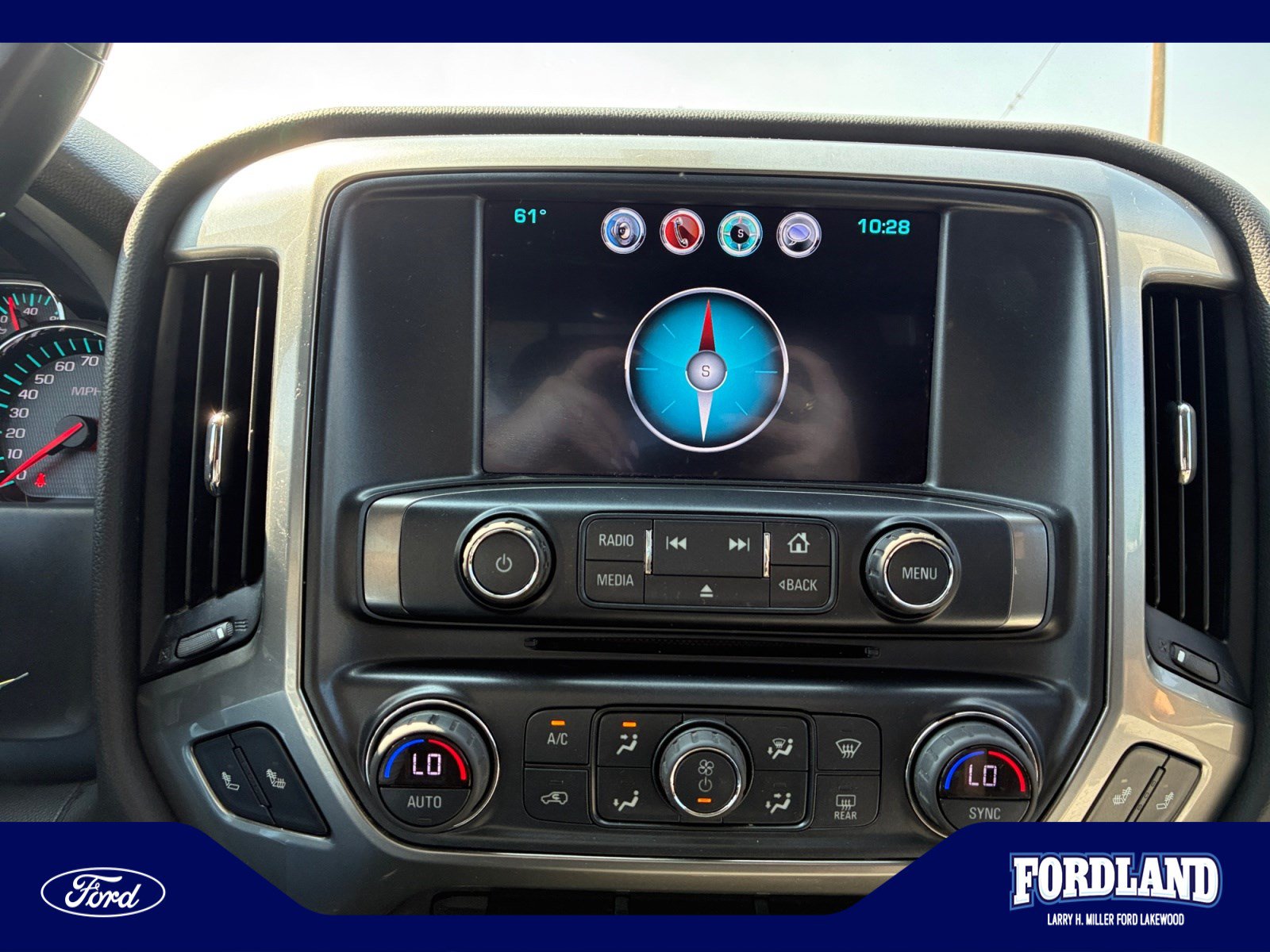 Used 2018 Chevrolet Silverado 1500 LT w/ All Star Edition AWD/4WD image 27