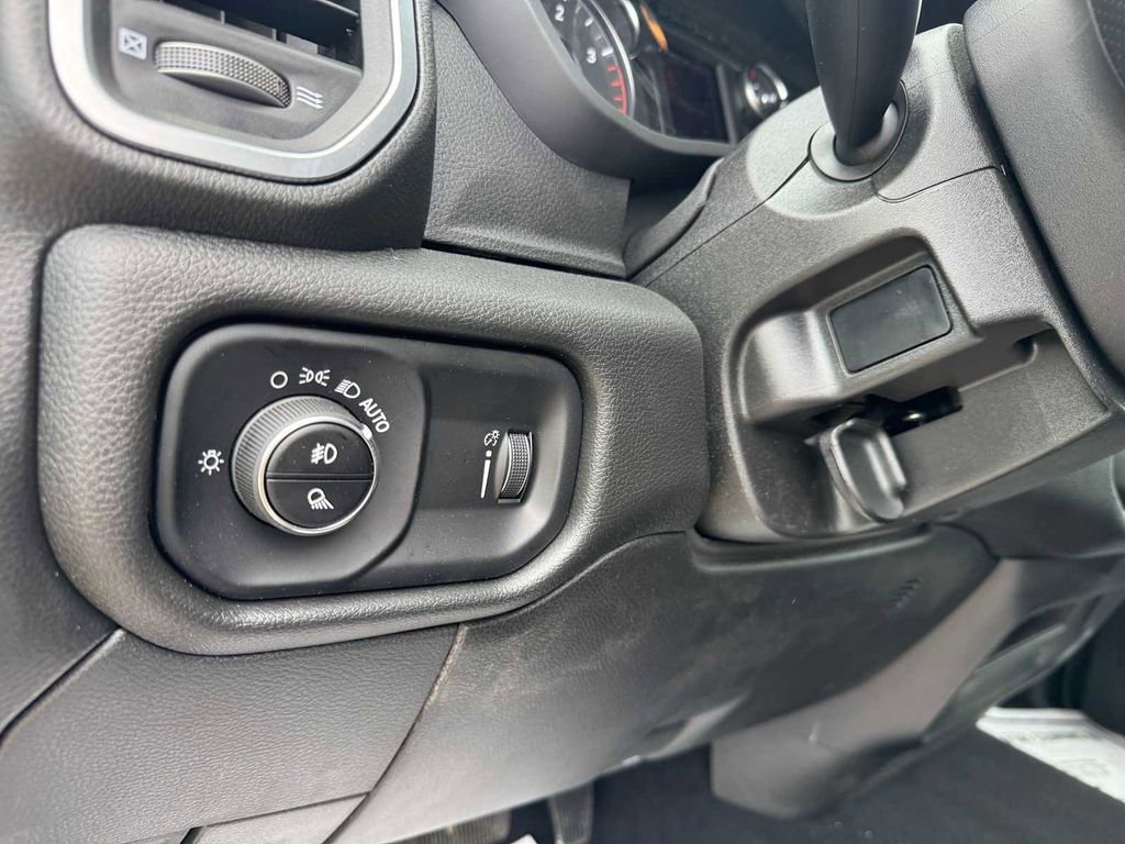 Used 2025 RAM 2500 Big Horn w/ Cold Weather Group image 14