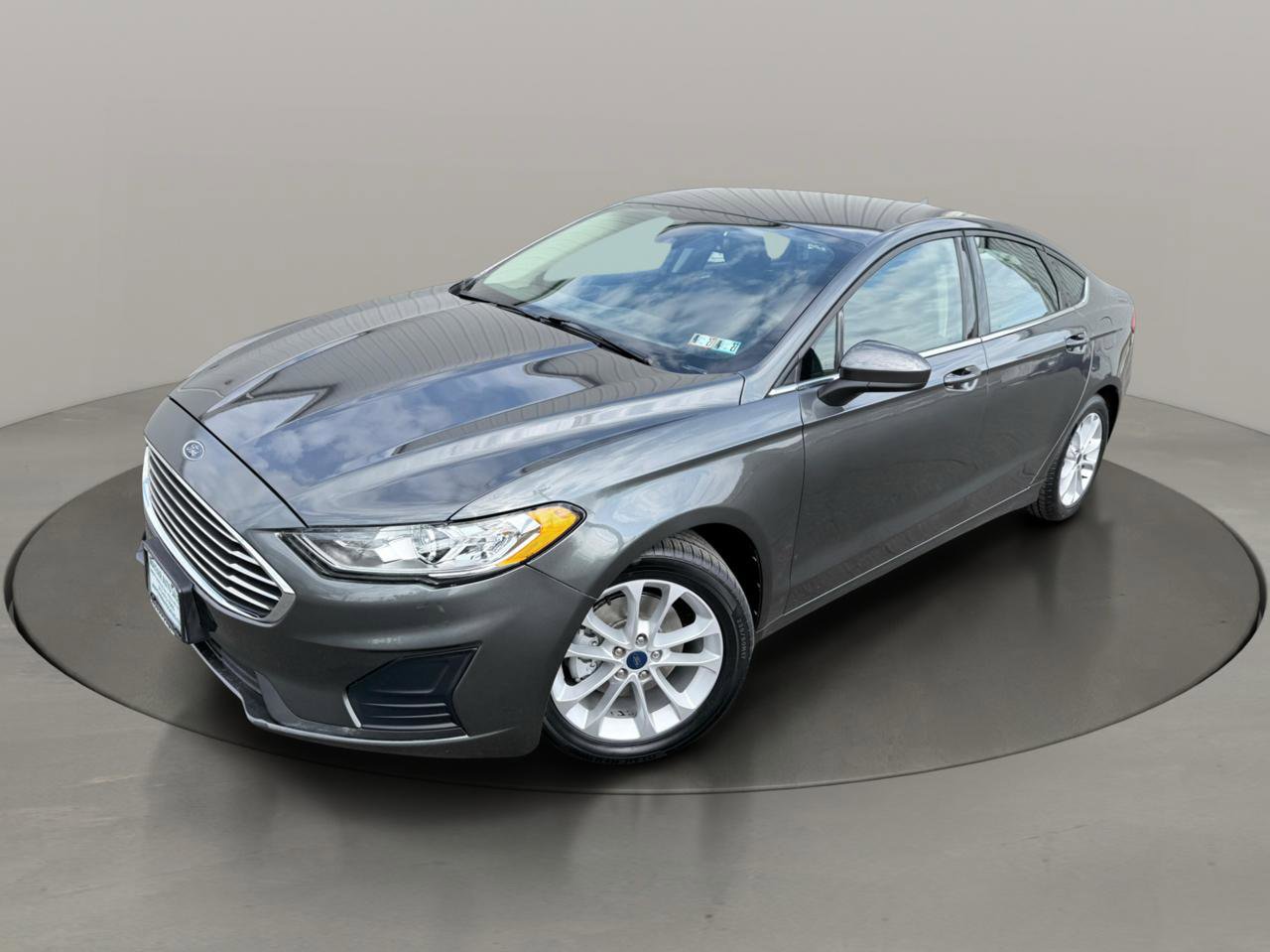 Used 2019 Ford Fusion SE FWD image 36