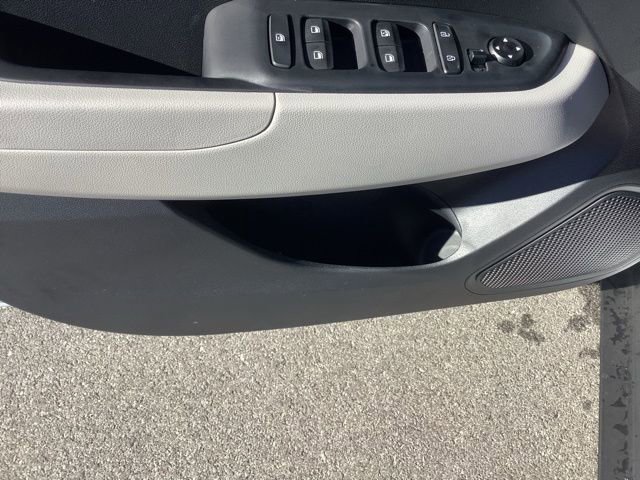 Certified 2026 Hyundai Venue SEL FWD image 17