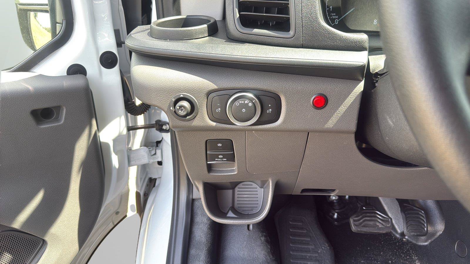 New 2025 Ford Transit 250 Low Roof RWD image 19