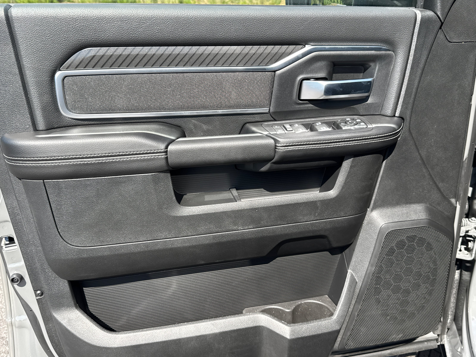 New 2026 RAM 3500 Big Horn AWD/4WD image 11