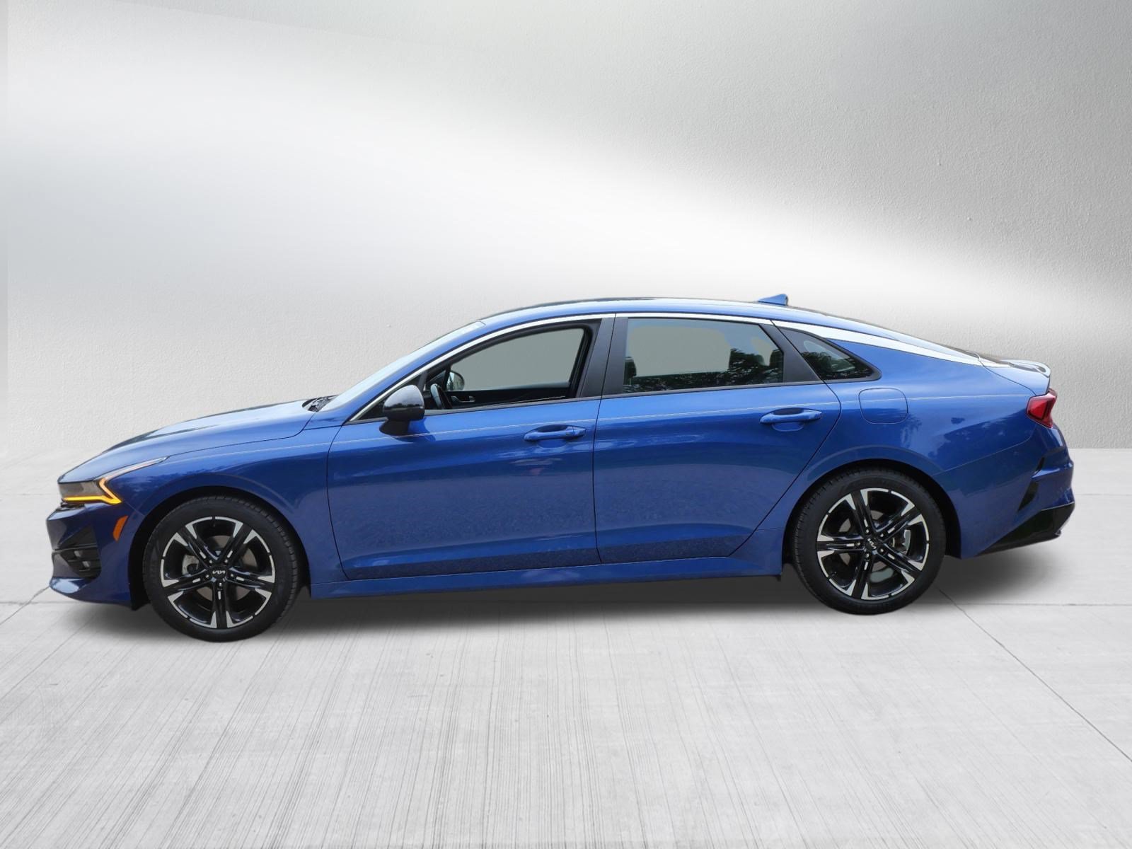 Used 2022 Kia K5 GT-Line AWD/4WD image 4