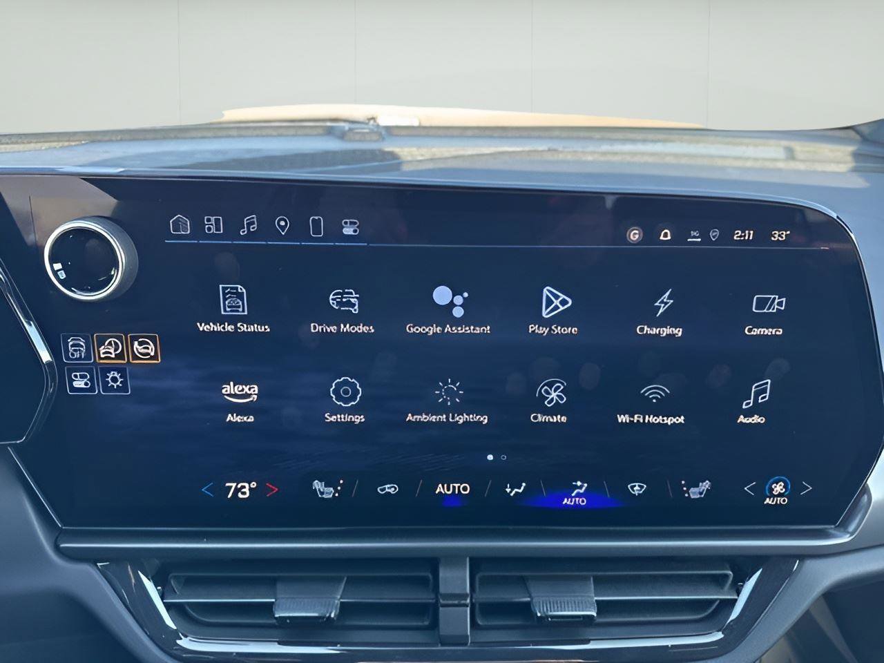 New 2025 Chevrolet Equinox EV RS image 16