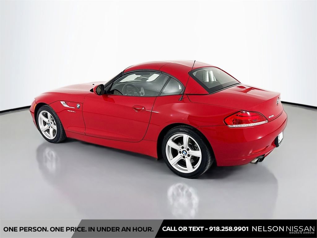 Used 2014 BMW Z4 sDrive28i image 7