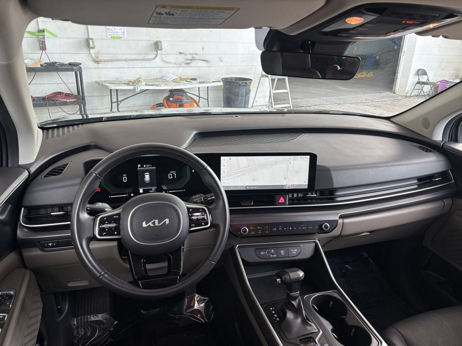 Used 2026 Kia Carnival FWD image 35
