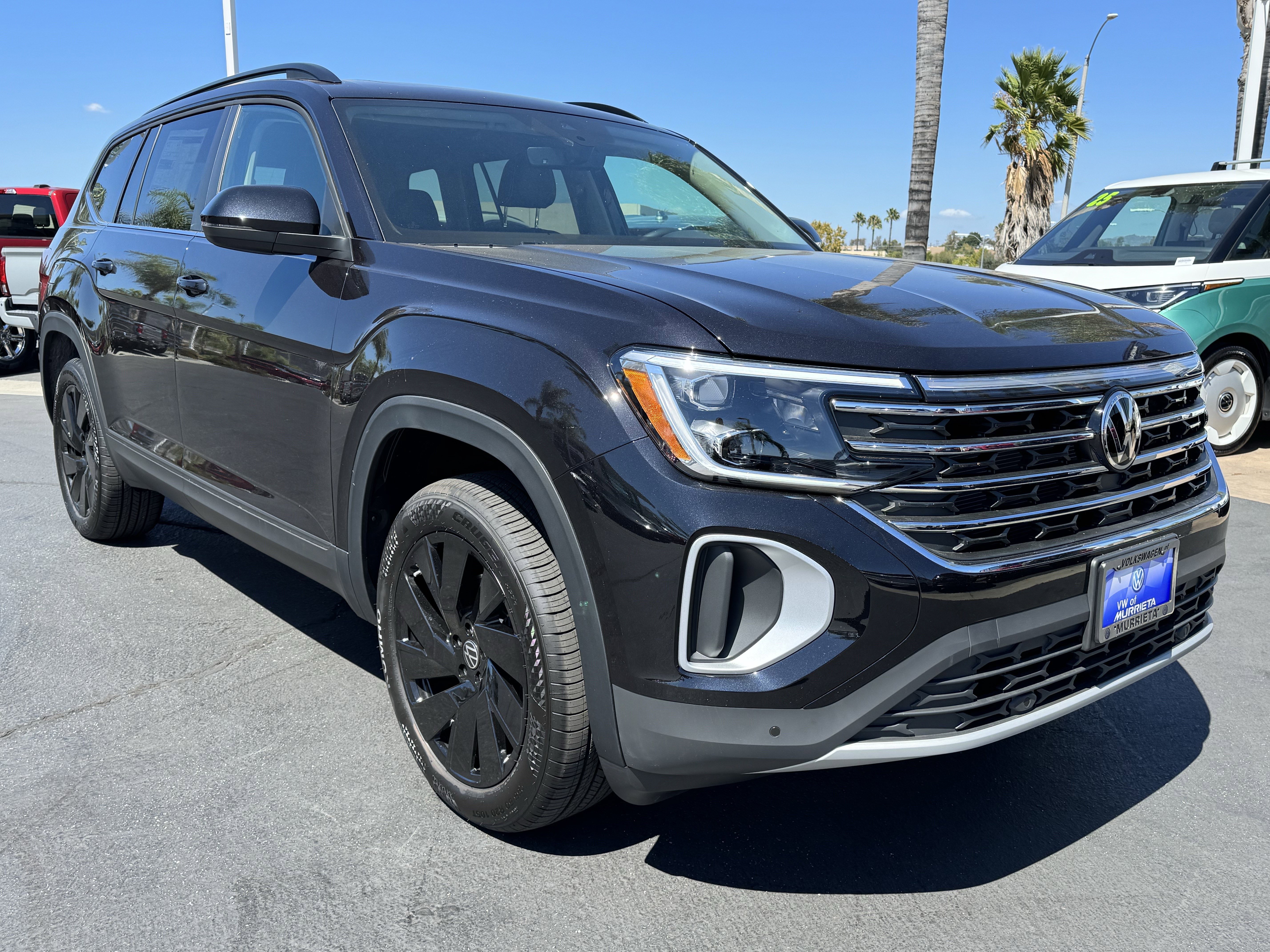 New 2026 Volkswagen Atlas SE image 2