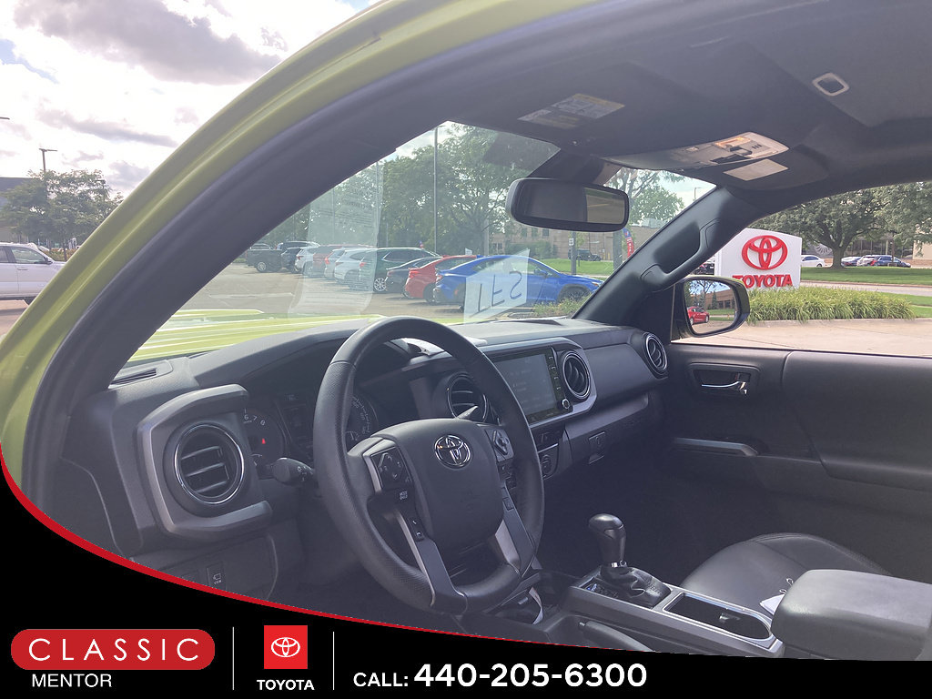 Used 2023 Toyota Tacoma TRD Sport w/ TRD Premium Sport Package AWD/4WD image 3