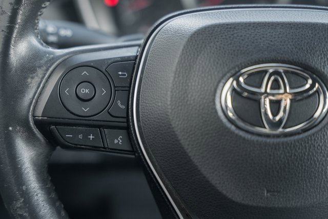 Used 2019 Toyota Corolla SE w/ SE Option Package image 29