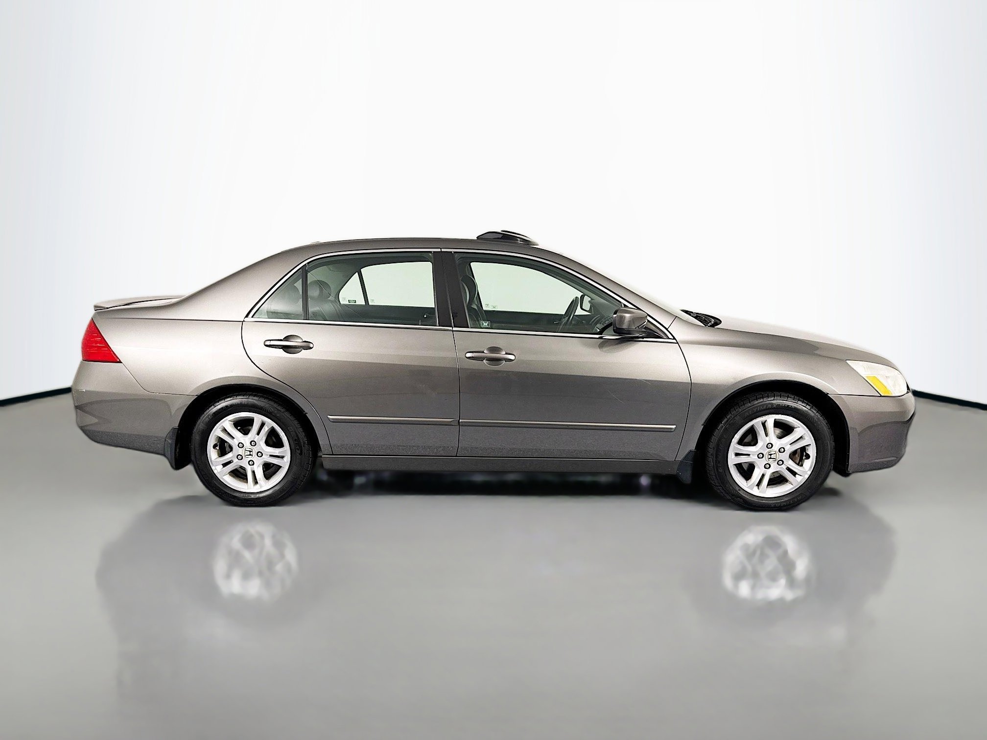 Used 2006 Honda Accord EX-L image 4